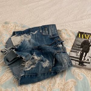 Pistola cut off shorts. Sz. 25. 10” inseam.